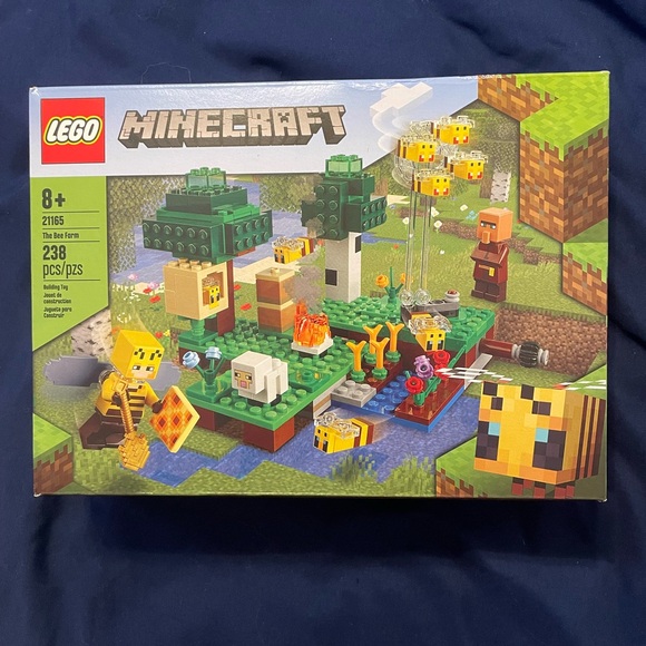 Lego Other - LEGO Minecraft The Bee Farm - new unopened box
